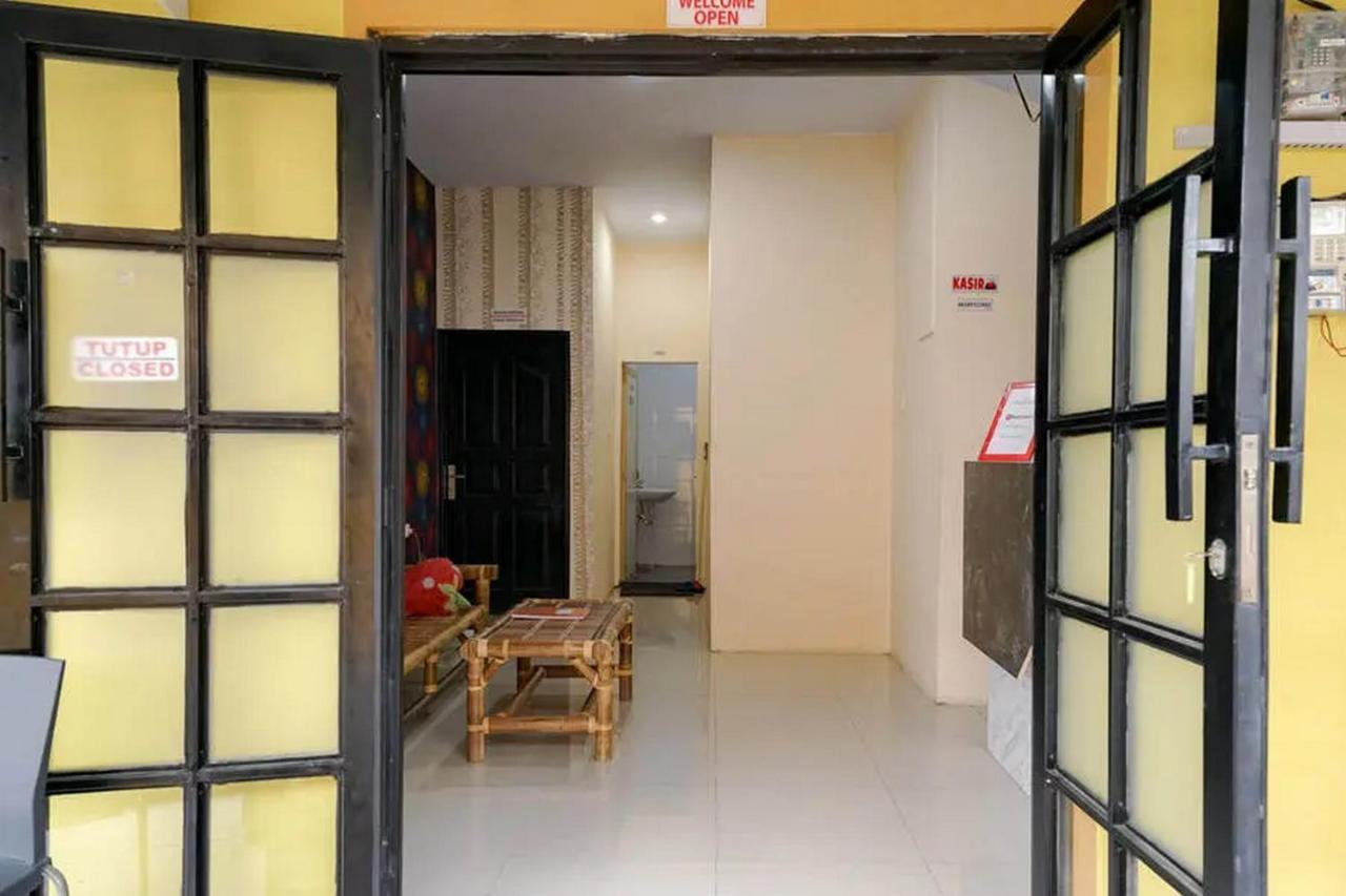 Reddoorz Near Ekowisata Mangrove Belawan Hotel Exterior foto